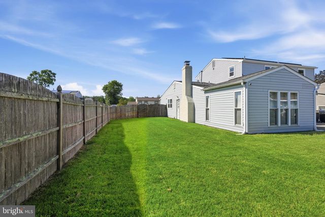 3 HAMPTON RD, Clementon, NJ 08021