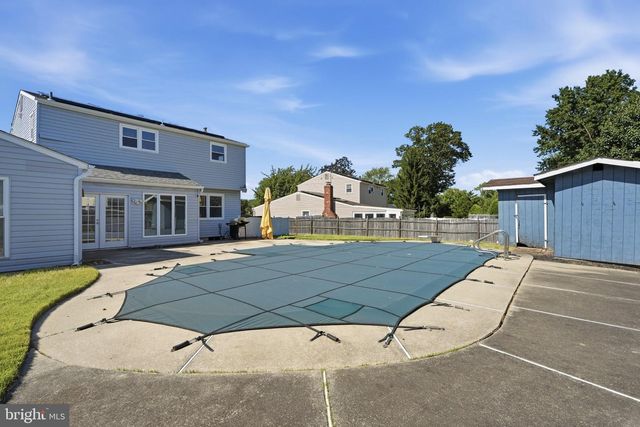 3 HAMPTON RD, Clementon, NJ 08021