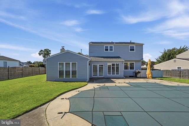 3 HAMPTON RD, Clementon, NJ 08021