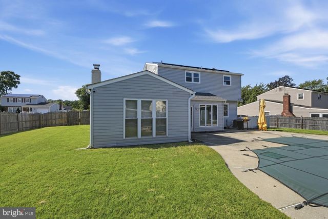 3 HAMPTON RD, Clementon, NJ 08021