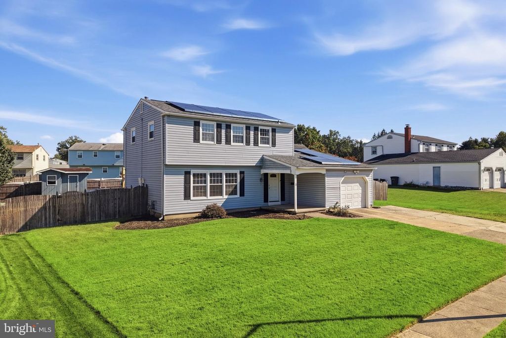 3 HAMPTON RD, Clementon, NJ 08021