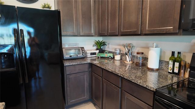 8648 FALLING BLUE PLACE, Riverview, FL 33578