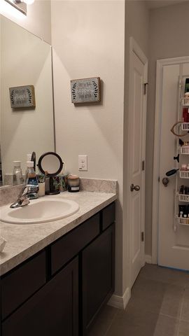 8648 FALLING BLUE PLACE, Riverview, FL 33578