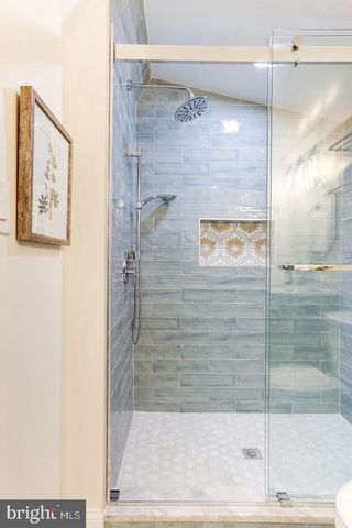 230 E JUNIPER AVE, Sterling, VA 20164