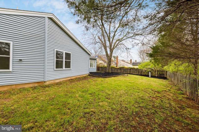 230 E JUNIPER AVE, Sterling, VA 20164