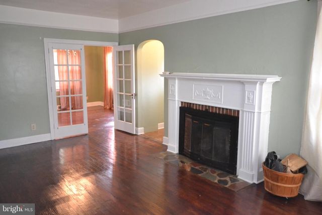 409 N EAST AVE, Vineland, NJ 08360