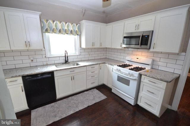 409 N EAST AVE, Vineland, NJ 08360