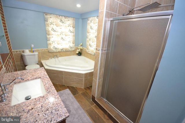 409 N EAST AVE, Vineland, NJ 08360