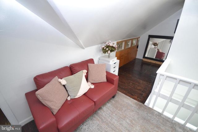 409 N EAST AVE, Vineland, NJ 08360