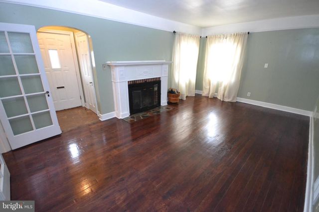 409 N EAST AVE, Vineland, NJ 08360