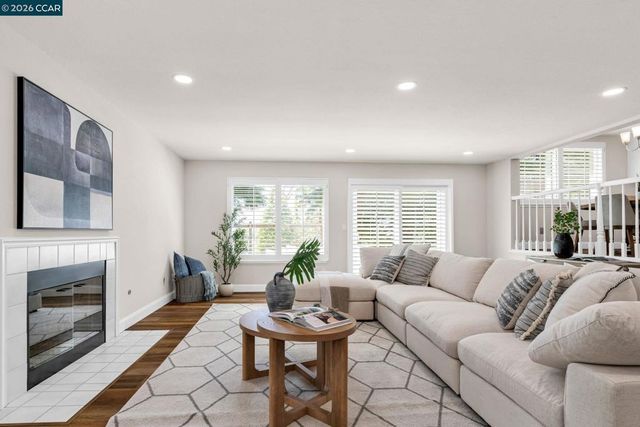 4020 Westminster Pl, Danville, CA 94506