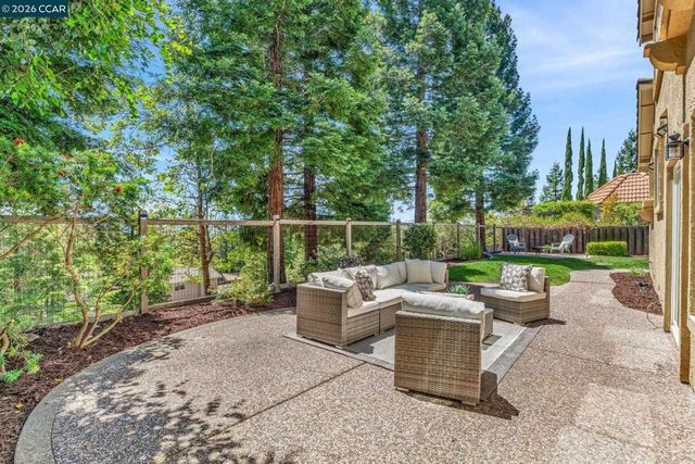 4020 Westminster Pl, Danville, CA 94506