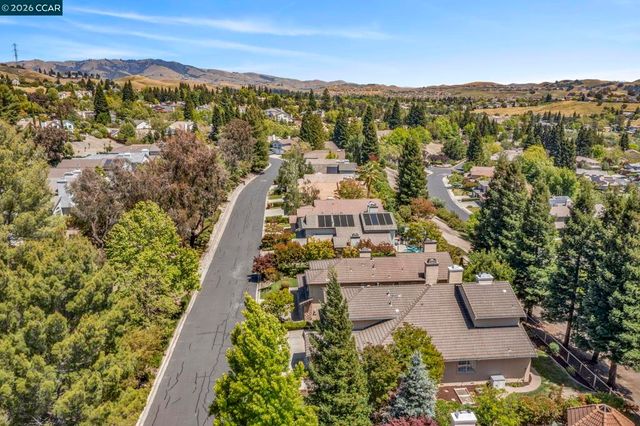 4020 Westminster Pl, Danville, CA 94506
