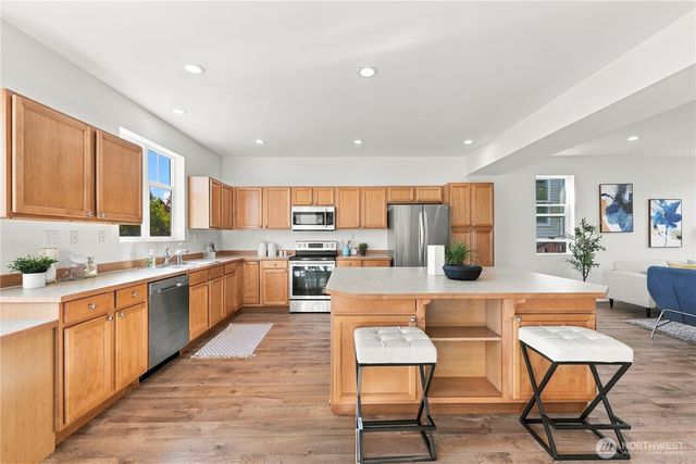 2800 SW Graham Street, Seattle, WA 98126