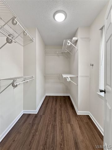 1549 Lesley, Tuscaloosa, AL 35406
