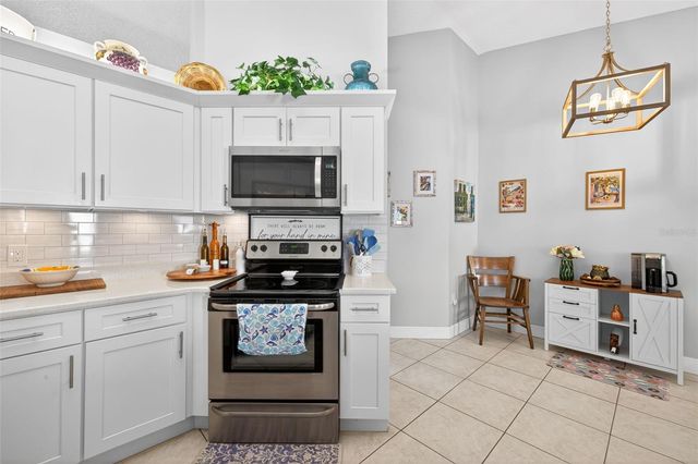 3907 57TH PLACE E, Bradenton, FL 34203