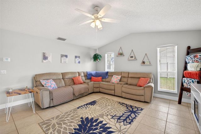 3907 57TH PLACE E, Bradenton, FL 34203