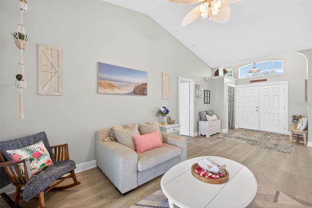 3907 57TH PLACE E, Bradenton, FL 34203