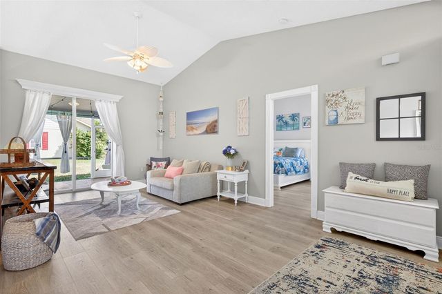 3907 57TH PLACE E, Bradenton, FL 34203