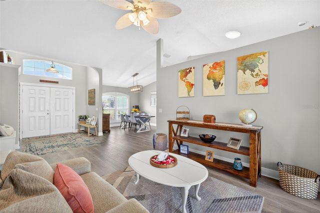 3907 57TH PLACE E, Bradenton, FL 34203