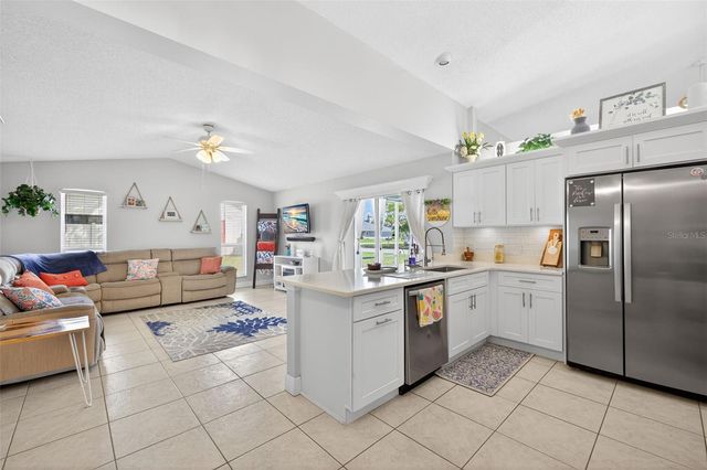 3907 57TH PLACE E, Bradenton, FL 34203