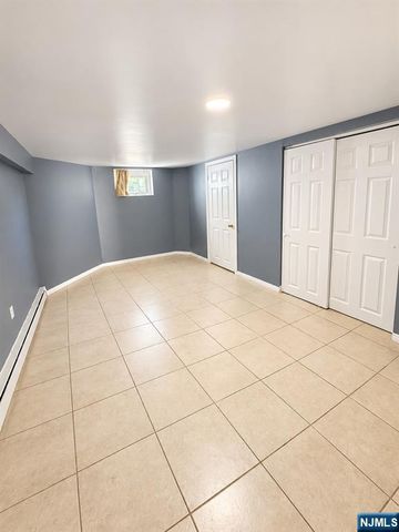 623-625 Sandford Avenue, Newark, NJ 07106