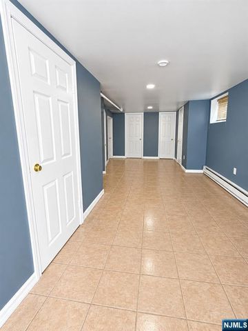 623-625 Sandford Avenue, Newark, NJ 07106