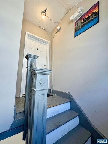 623-625 Sandford Avenue, Newark, NJ 07106