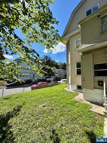 623-625 Sandford Avenue, Newark, NJ 07106