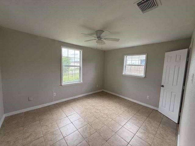 5930 Annunciation Street, Houston, TX 77016