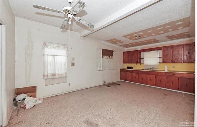 107 E Main Street, Rio Grande City, TX 78582