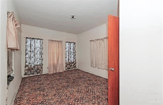 107 E Main Street, Rio Grande City, TX 78582