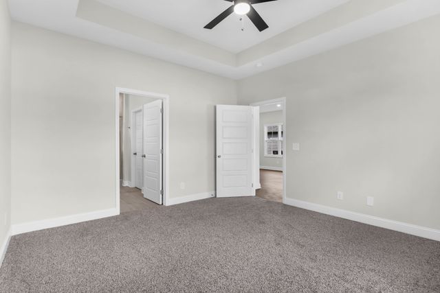 203 Donegal Dr, Clarksville, TN 37042