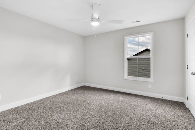 203 Donegal Dr, Clarksville, TN 37042