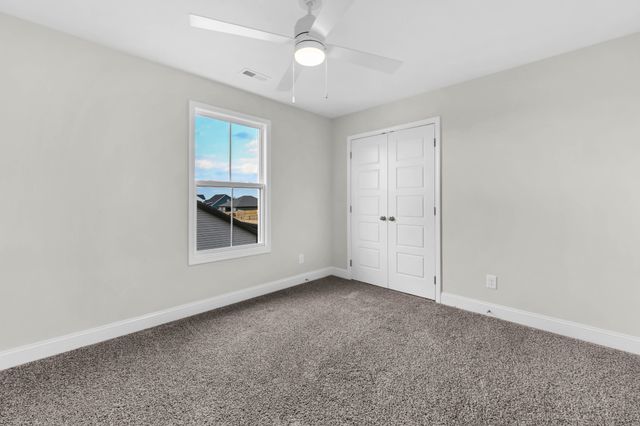 203 Donegal Dr, Clarksville, TN 37042