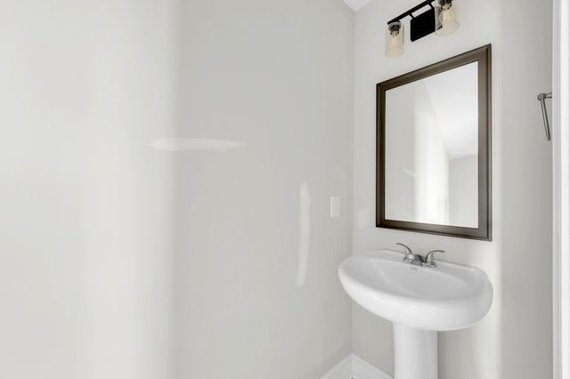 203 Donegal Dr, Clarksville, TN 37042