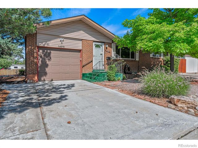 1429 Lashley Street, Longmont, CO 80504