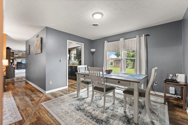 210 Shearwood Avenue, Somerset, KY 42503