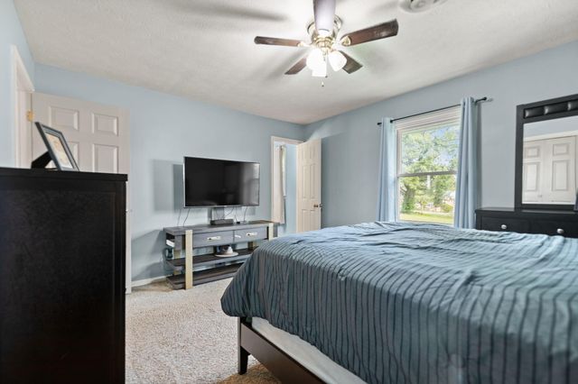 210 Shearwood Avenue, Somerset, KY 42503