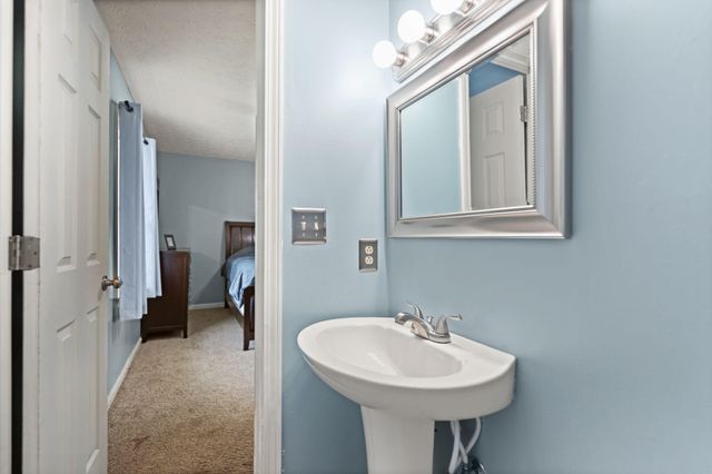 210 Shearwood Avenue, Somerset, KY 42503