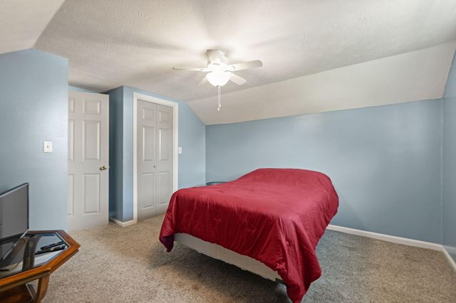 210 Shearwood Avenue, Somerset, KY 42503