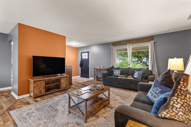 210 Shearwood Avenue, Somerset, KY 42503