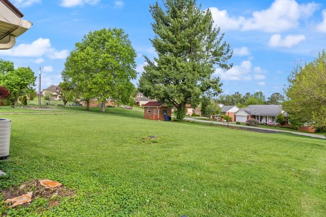 210 Shearwood Avenue, Somerset, KY 42503