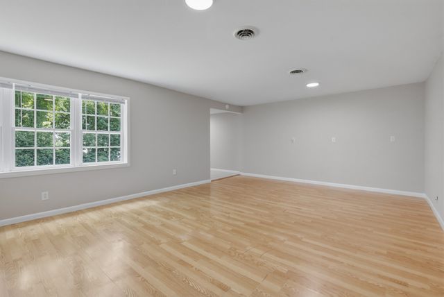 644 Carmel Ave, Madison, TN 37115