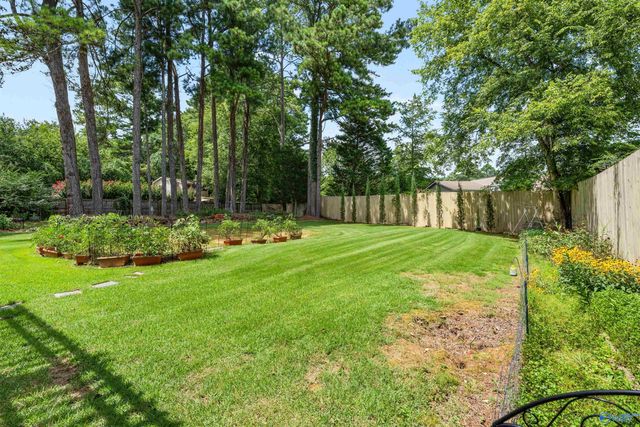 617 Mountain Gap Drive SE, Huntsville, AL 35803