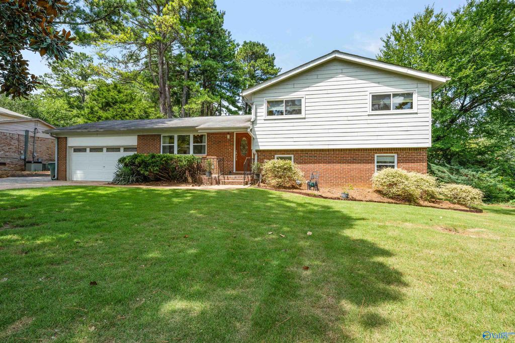 617 Mountain Gap Drive SE, Huntsville, AL 35803