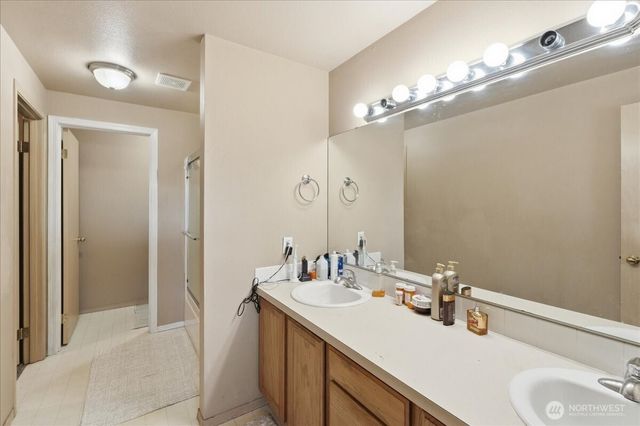 8218 203rd Street Ct E, Spanaway, WA 98387