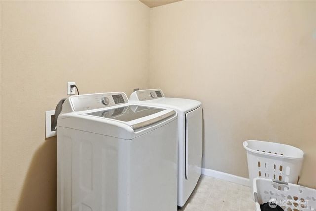 8218 203rd Street Ct E, Spanaway, WA 98387