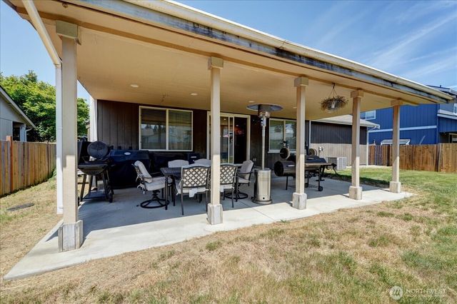 8218 203rd Street Ct E, Spanaway, WA 98387