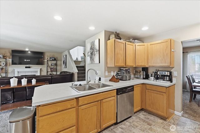 8218 203rd Street Ct E, Spanaway, WA 98387